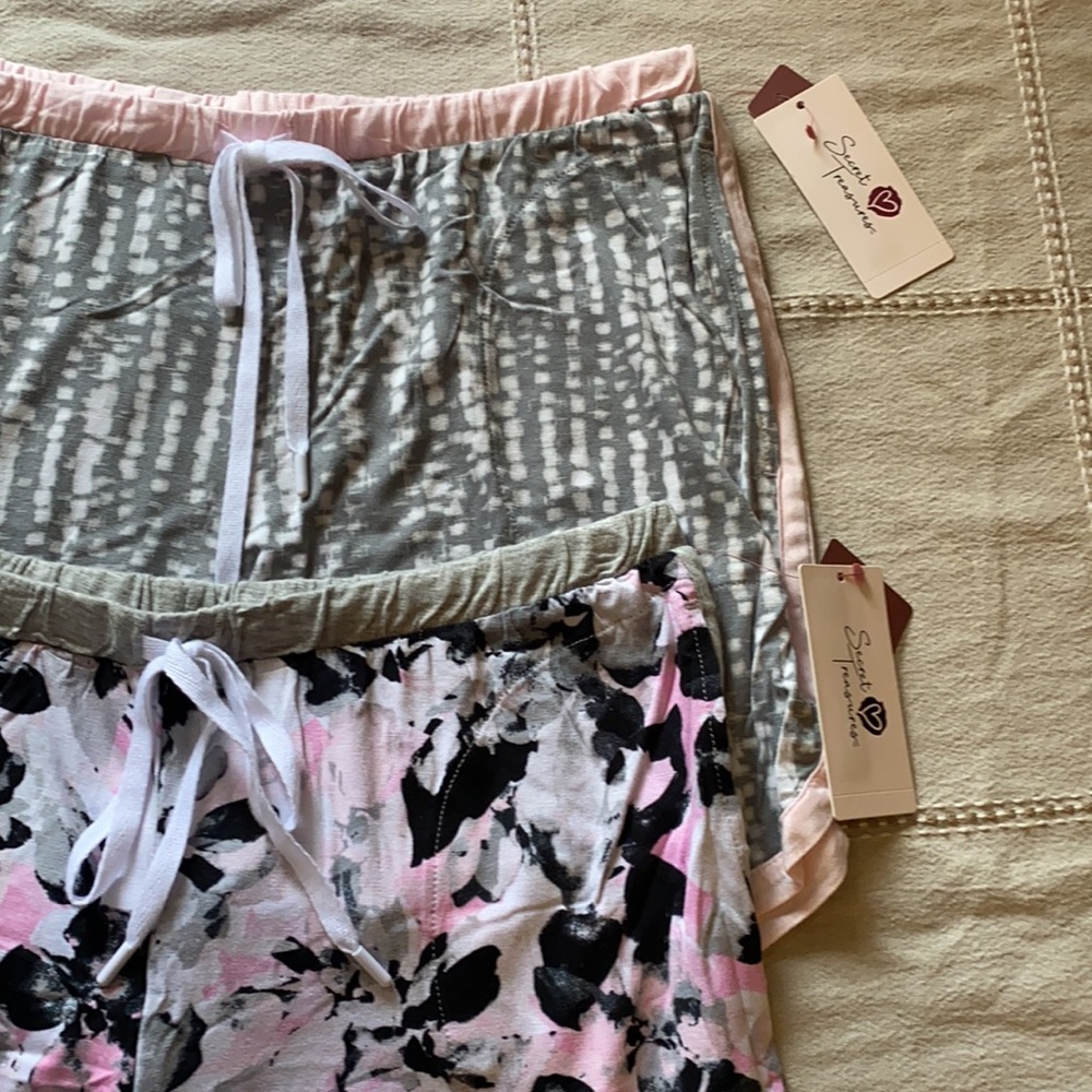 2 Sleep Shorts - Picture 2 of 4